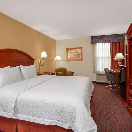 Ramada By Wyndham Orlando Florida Mall Hotel ภายนอก รูปภาพ