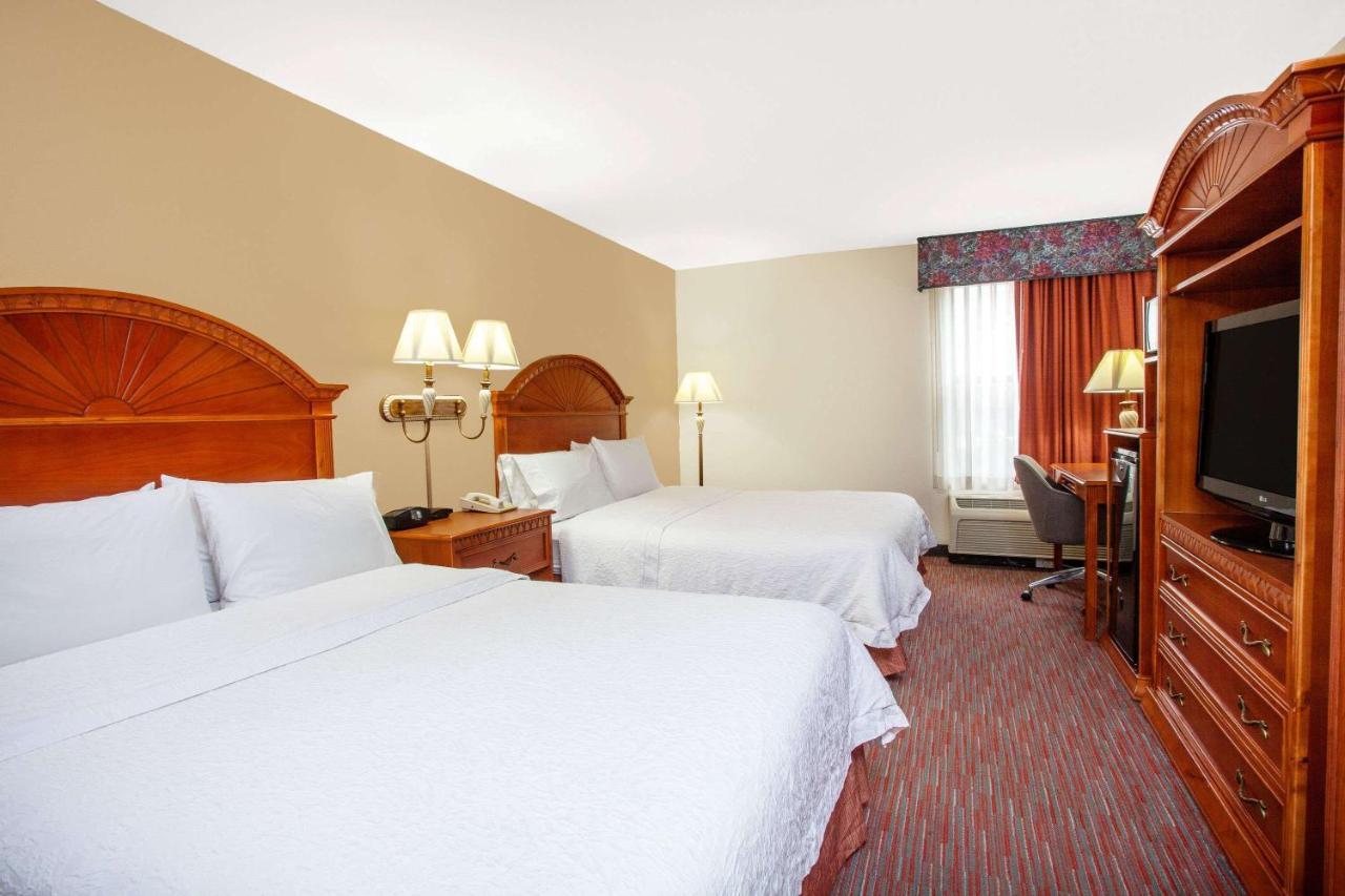 Ramada By Wyndham Orlando Florida Mall Hotel ภายนอก รูปภาพ