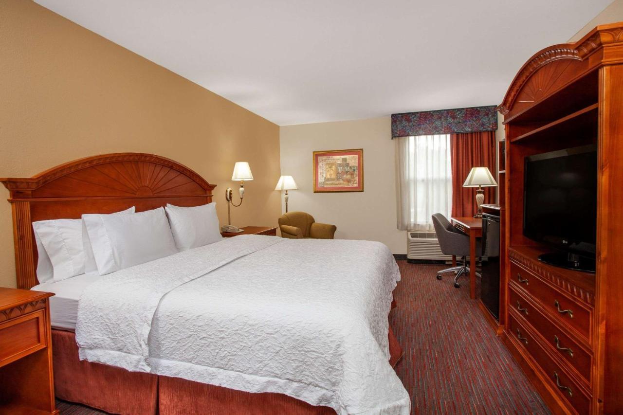 Ramada By Wyndham Orlando Florida Mall Hotel ภายนอก รูปภาพ